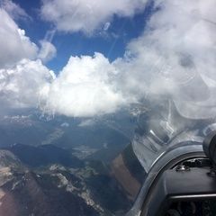 Flugwegposition um 14:51:07: Aufgenommen in der Nähe von Gemeinde Gschnitz, Österreich in 4112 Meter